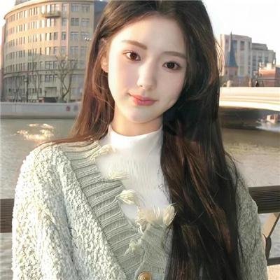 白衣校花与大长腿2